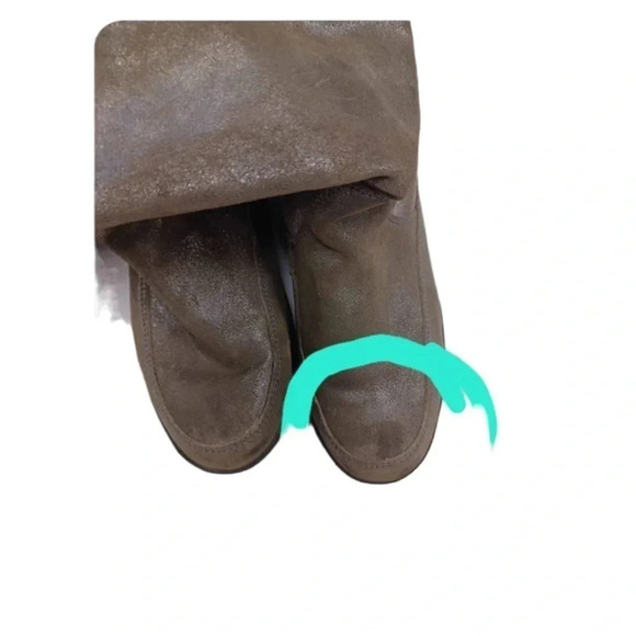 Coach  Tanesha Silver/Grey Metallic Winter Shearling Suede Boots Size 9B - Picture 10 of 10